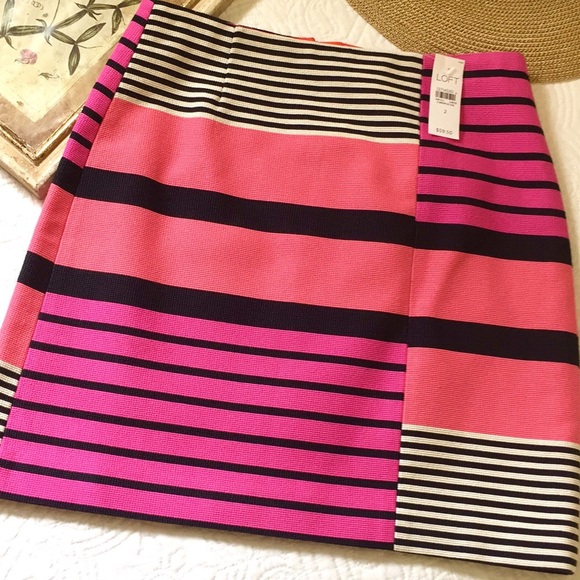 🎉HP🎉 NWT Loft Corded Dobby Striped Skirt - Picture 5 of 12